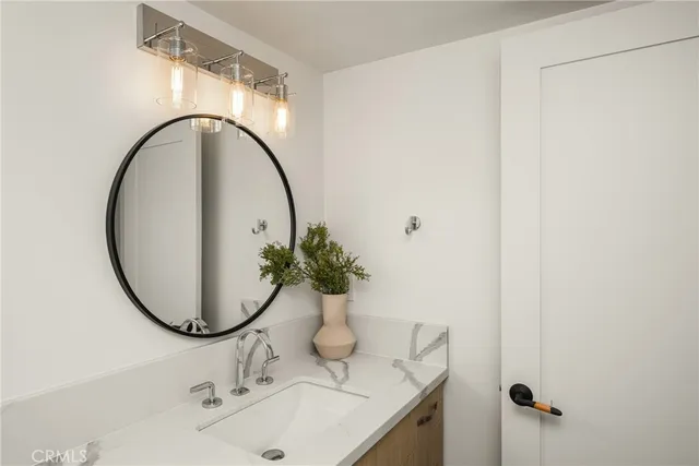 $3,299,000 | 5 Yellow Brick Road, Rancho Palos Verdes, CA 90275