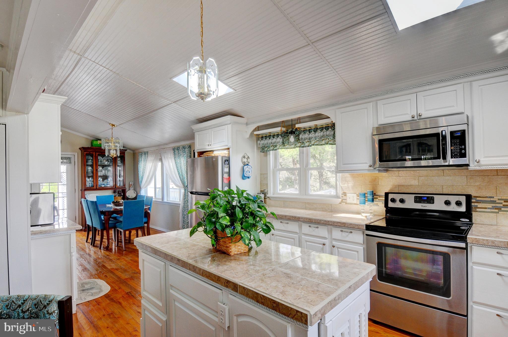 384 Perry Road Winchester, VA 22602 - Photo 15 of 61 Kitchen