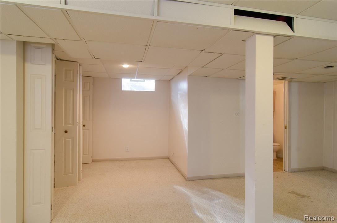 2617 Bembridge Road Royal Oak, MI 48073 - Photo 18 of 27 18.jpg