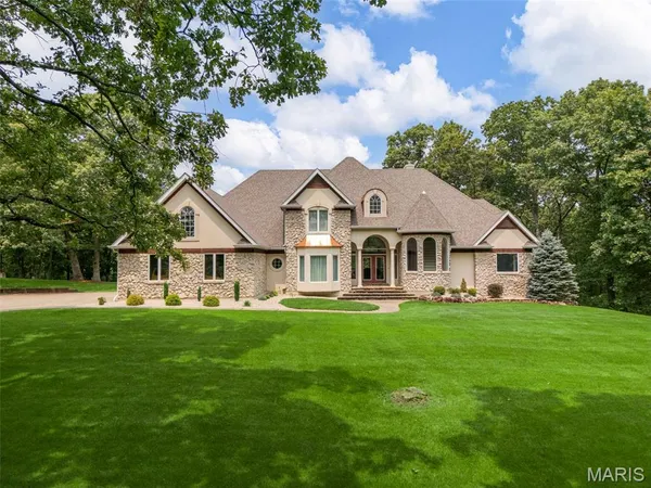 $1,650,000 | 20 Dumont Court, Foristell, MO 63348
