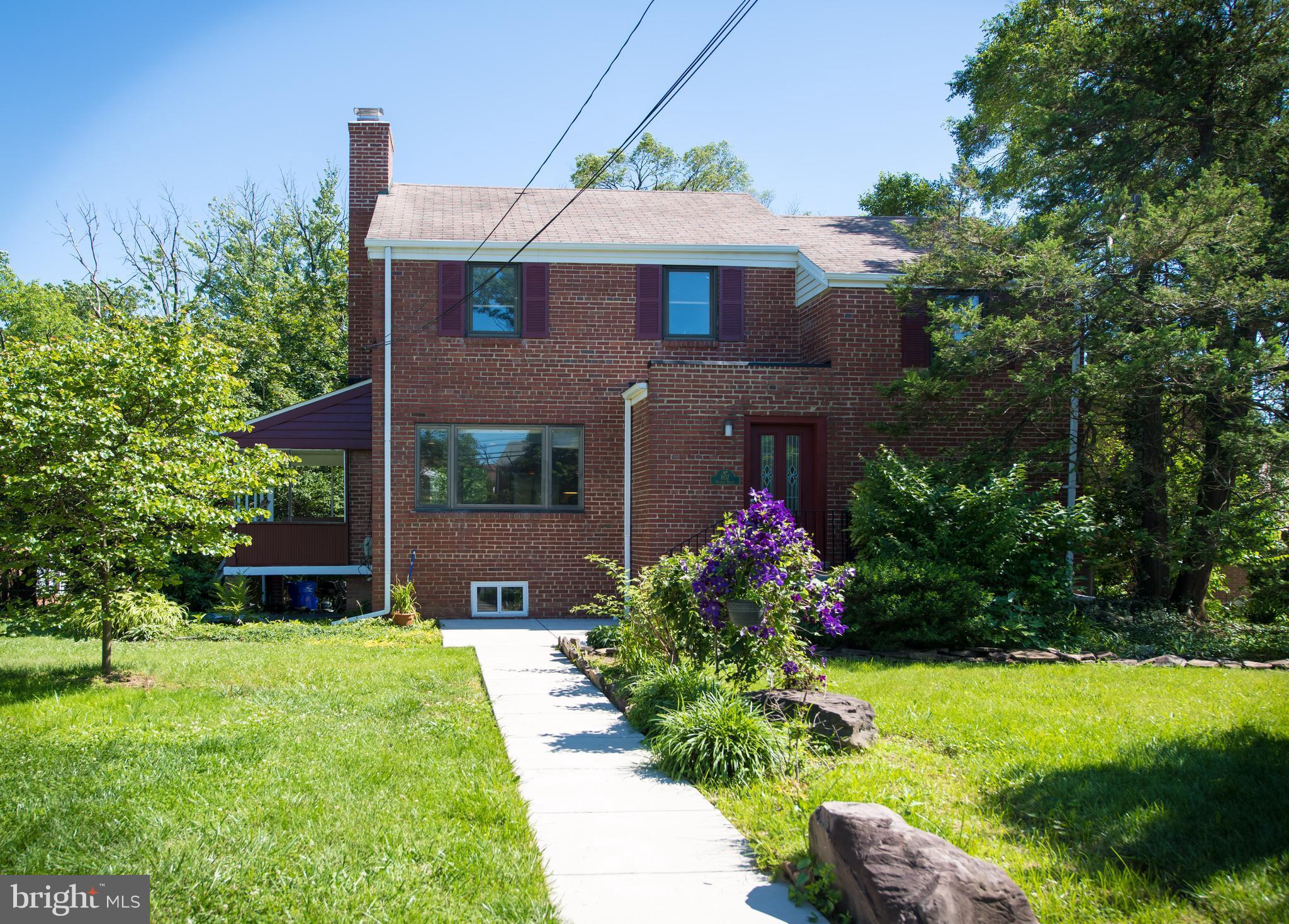 807 Patton Drive Silver Spring, MD 20901 - Photo 2 of 22 Exterior (Front)