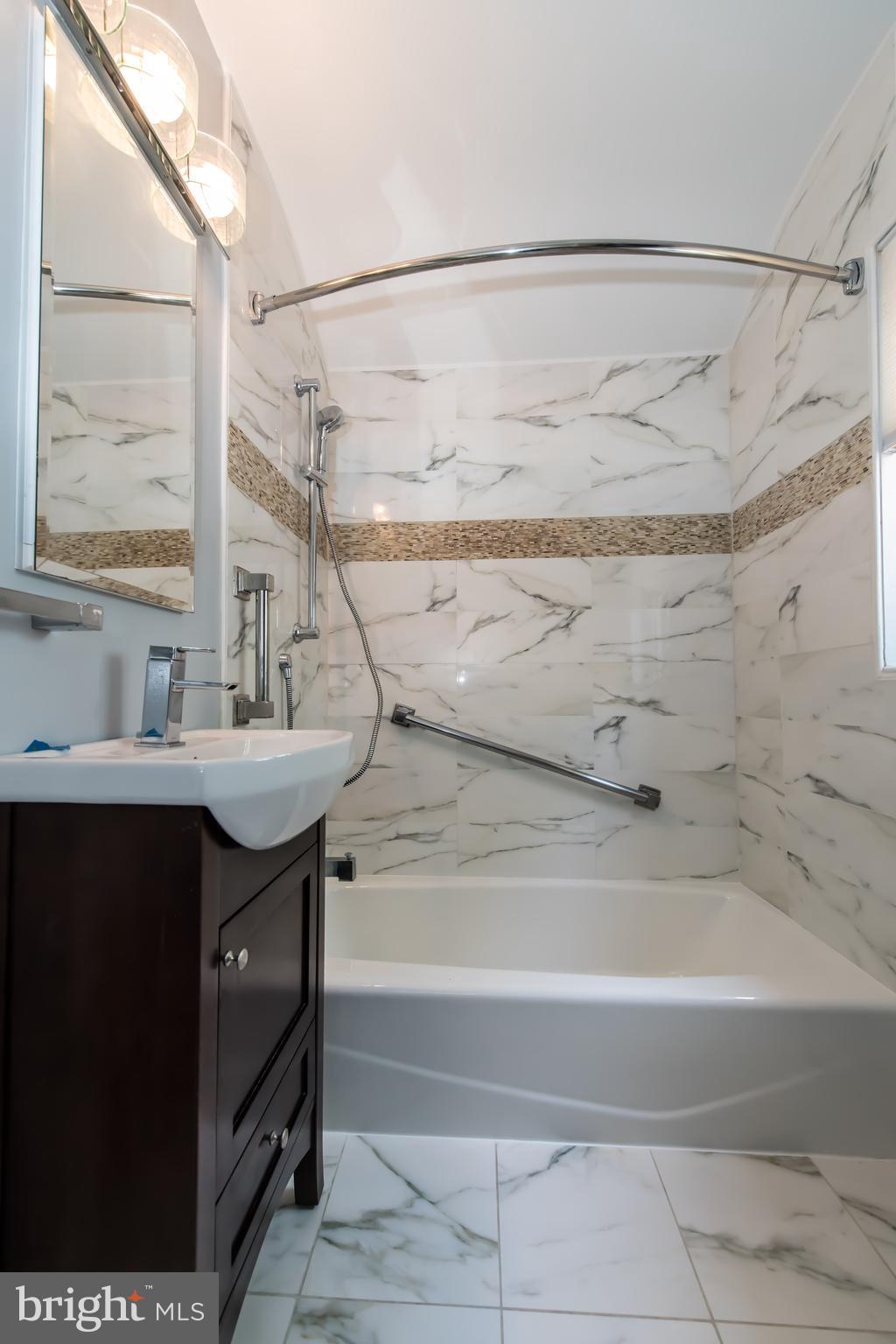 807 Patton Drive Silver Spring, MD 20901 - Photo 19 of 22 Bath (Master)