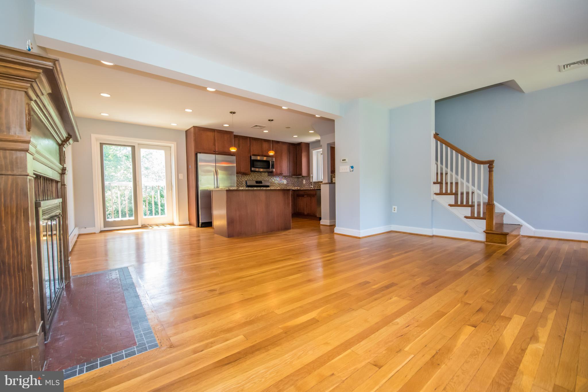 807 Patton Drive Silver Spring, MD 20901 - Photo 7 of 22 Family Room