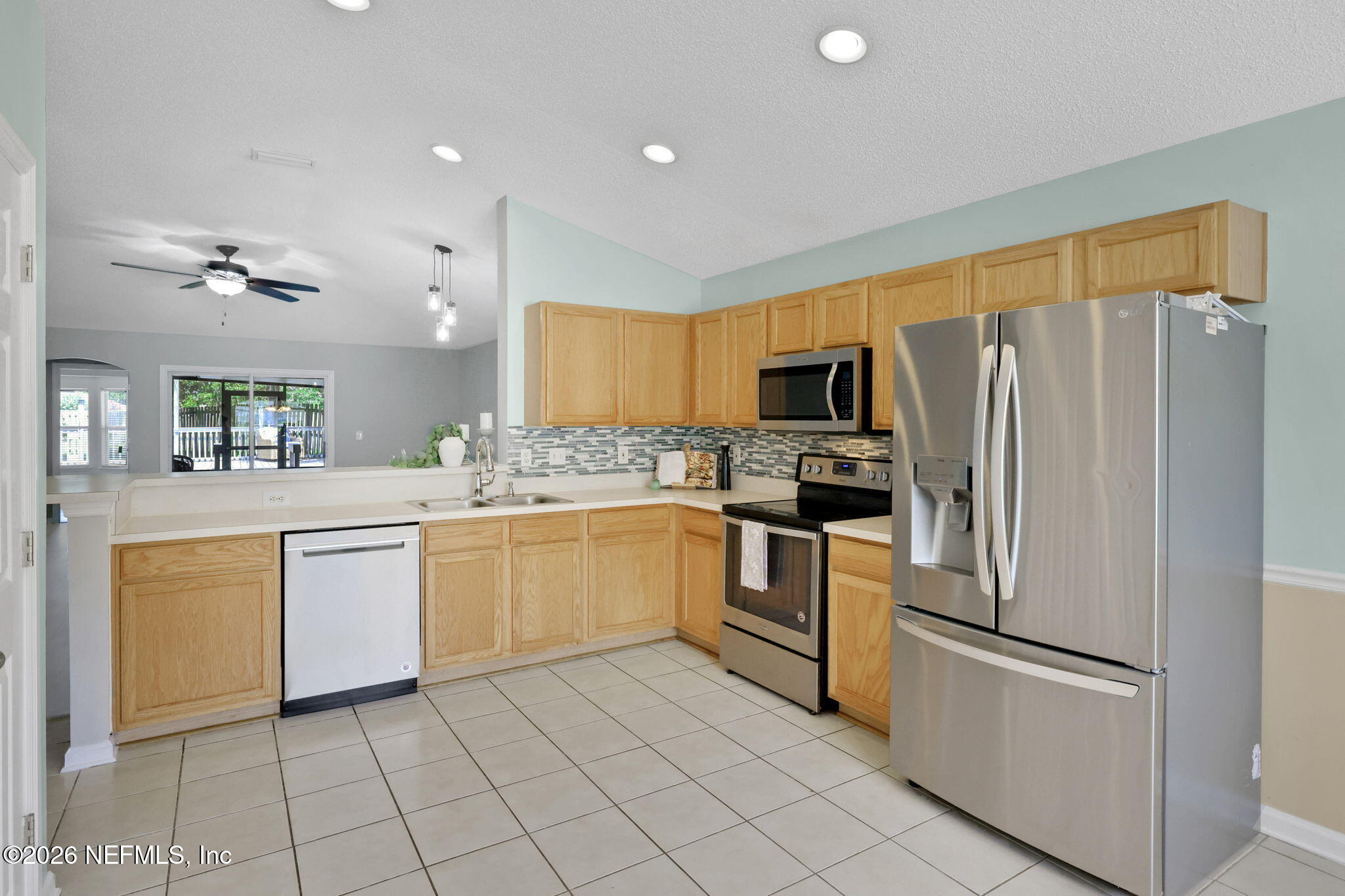 809 South Edenbridge Way St. Augustine, FL 32092 - Photo 2 of 49 32-web-or-mls-036A5571