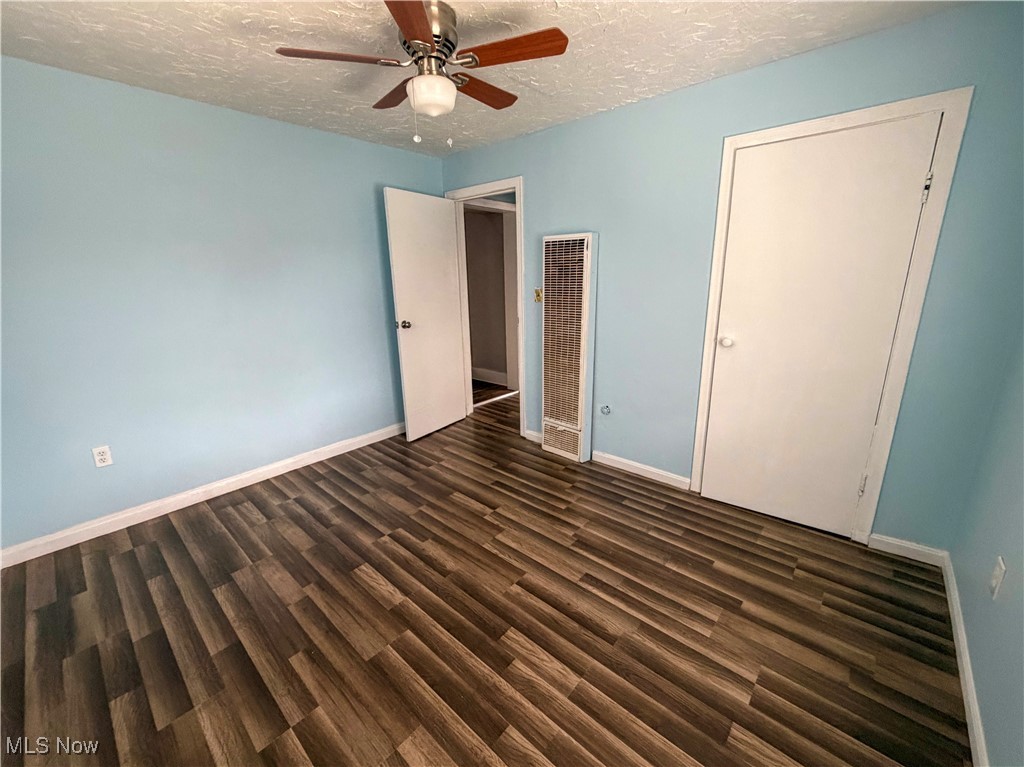 2405 Youngstown Road Southeast Warren, OH 44484 - Photo 21 of 41