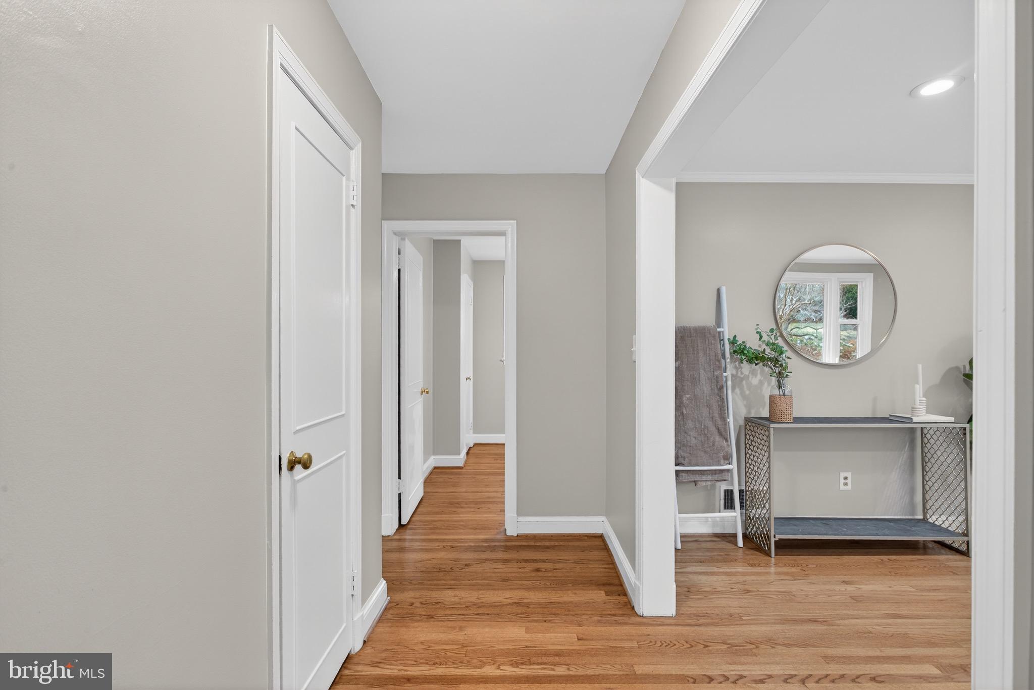 413 Southwest Drive Silver Spring, MD 20901 - Photo 6 of 53 Foyer