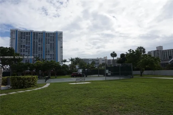 $4,850 | 210 Seaview Drive, Unit 410, Key Biscayne, FL 33149