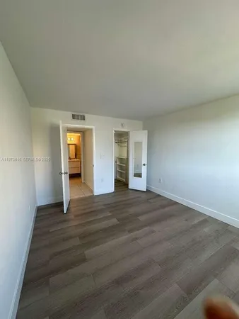 $4,850 | 210 Seaview Drive, Unit 410, Key Biscayne, FL 33149