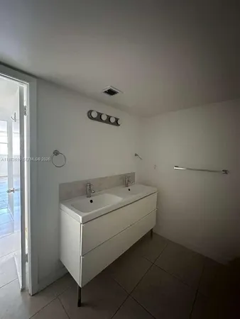 $4,850 | 210 Seaview Drive, Unit 410, Key Biscayne, FL 33149