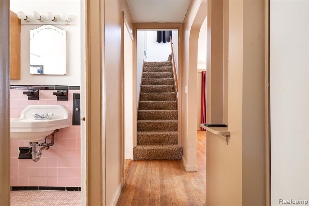 16053 Stephens Eastpointe, MI 48021 - Photo 14 of 23