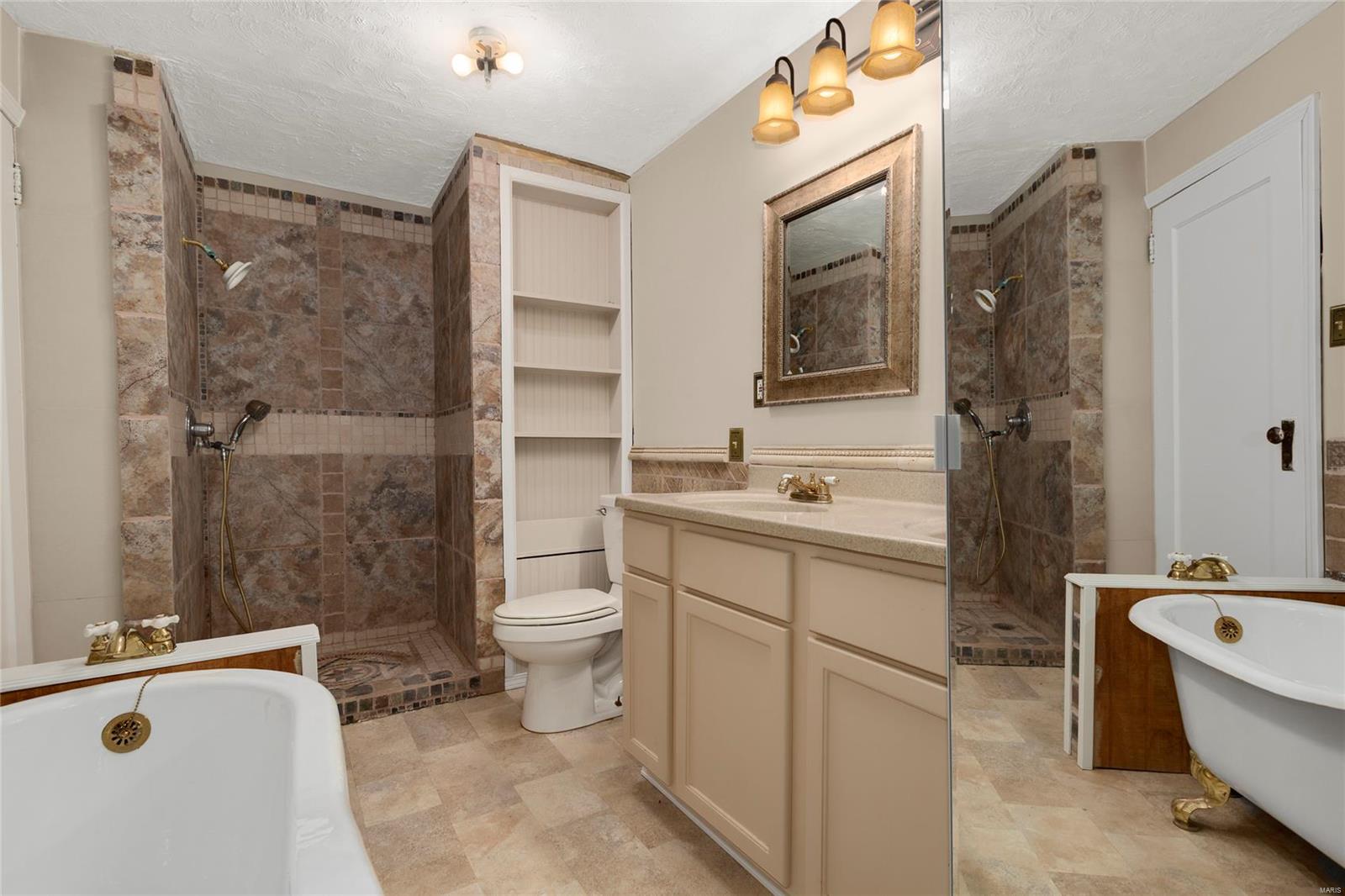 7981 Twin River Road Eureka, MO 63025 - Photo 16 of 29