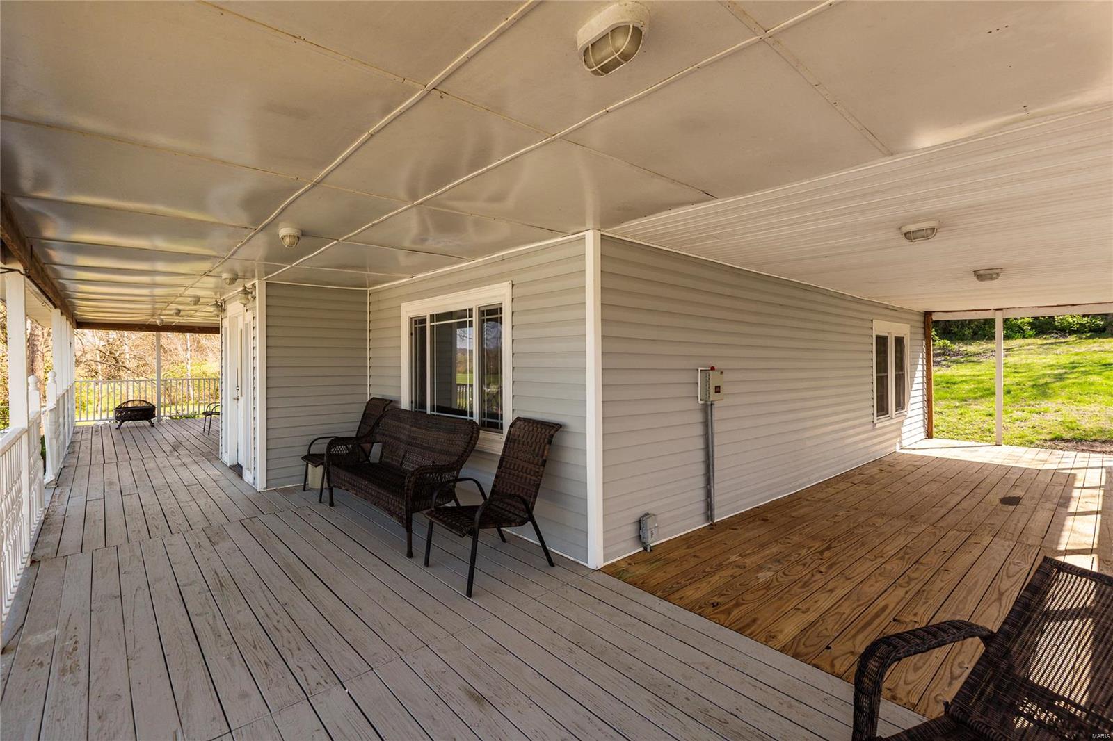 7981 Twin River Road Eureka, MO 63025 - Photo 3 of 29