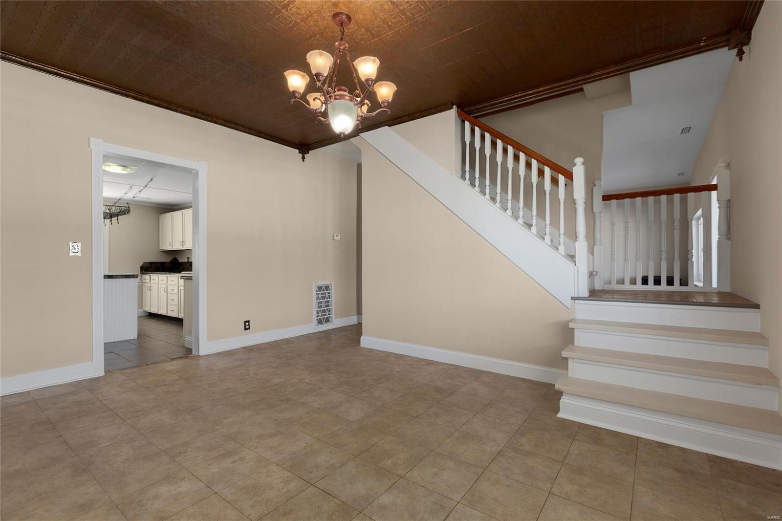 7981 Twin River Road Eureka, MO 63025 - Photo 8 of 29