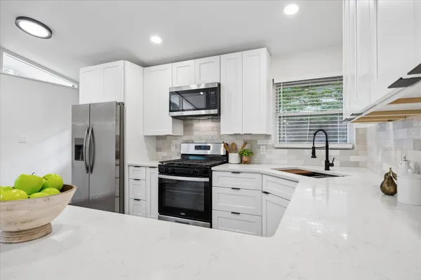 $440,000 | 6503 Linda Lane, Austin, TX 78723
