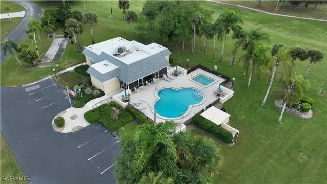 $207,900 | 2 East Greens Circle, Lehigh Acres, FL 33936