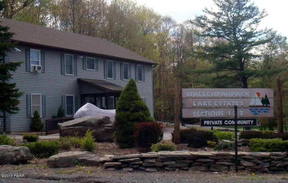19 Deer Valley Road Lake Ariel, PA 18436 - Photo 2 of 13