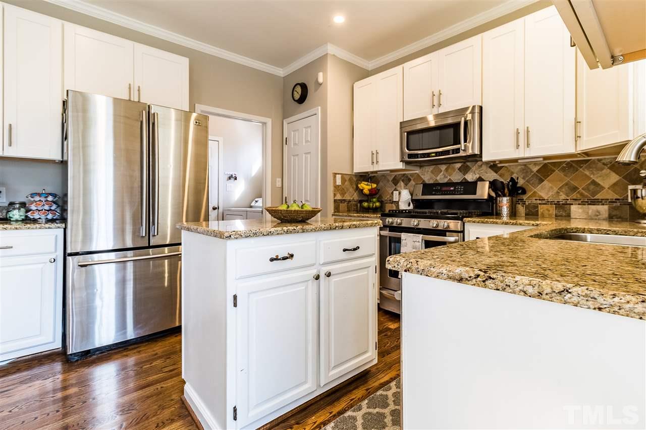 5409 Islehurst Court Raleigh, NC 27613 - Photo 11 of 25