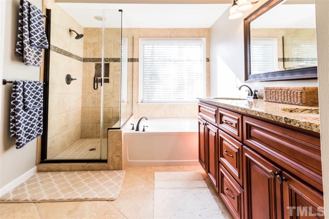 5409 Islehurst Court Raleigh, NC 27613 - Photo 18 of 25