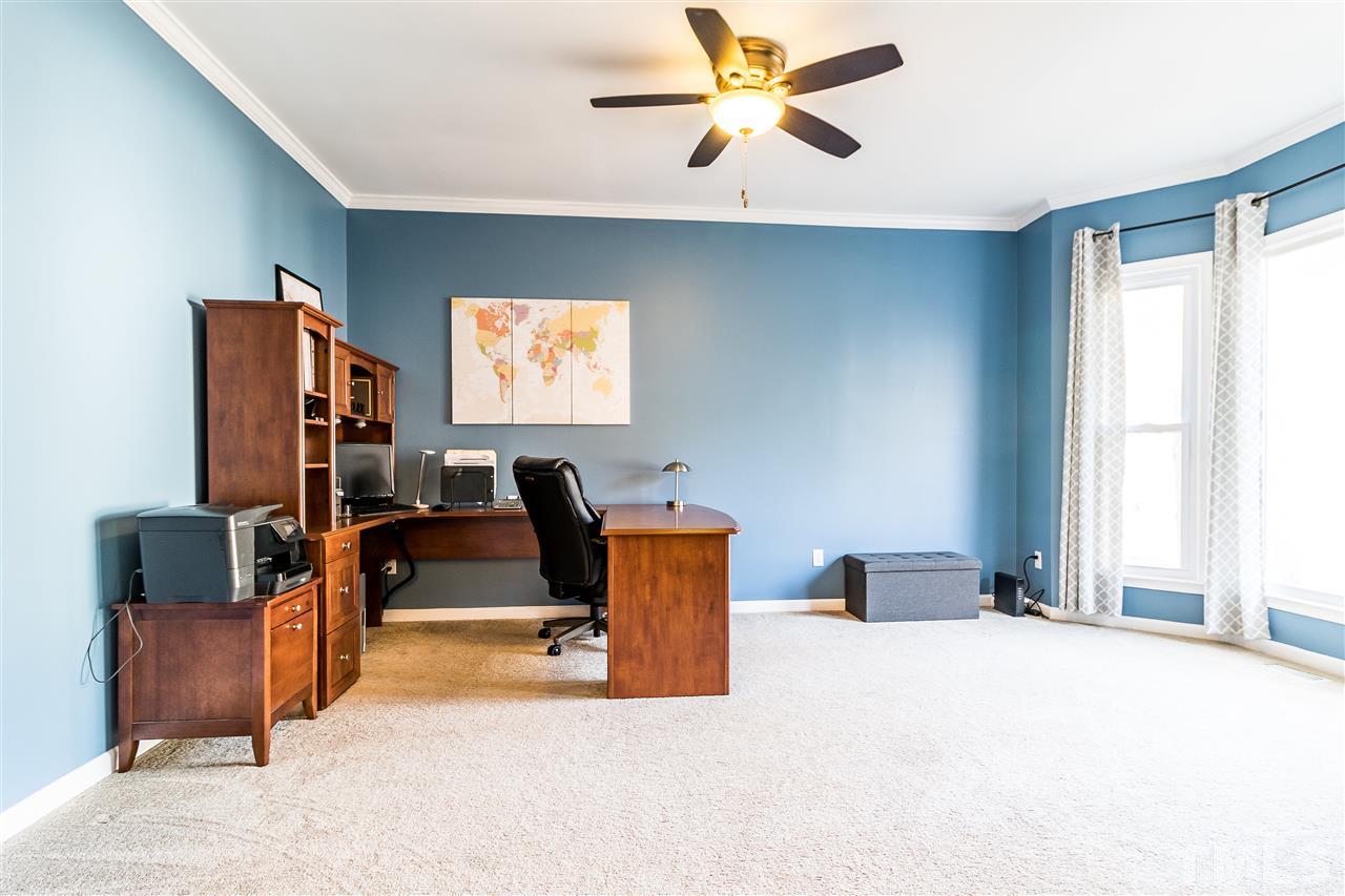 5409 Islehurst Court Raleigh, NC 27613 - Photo 5 of 25