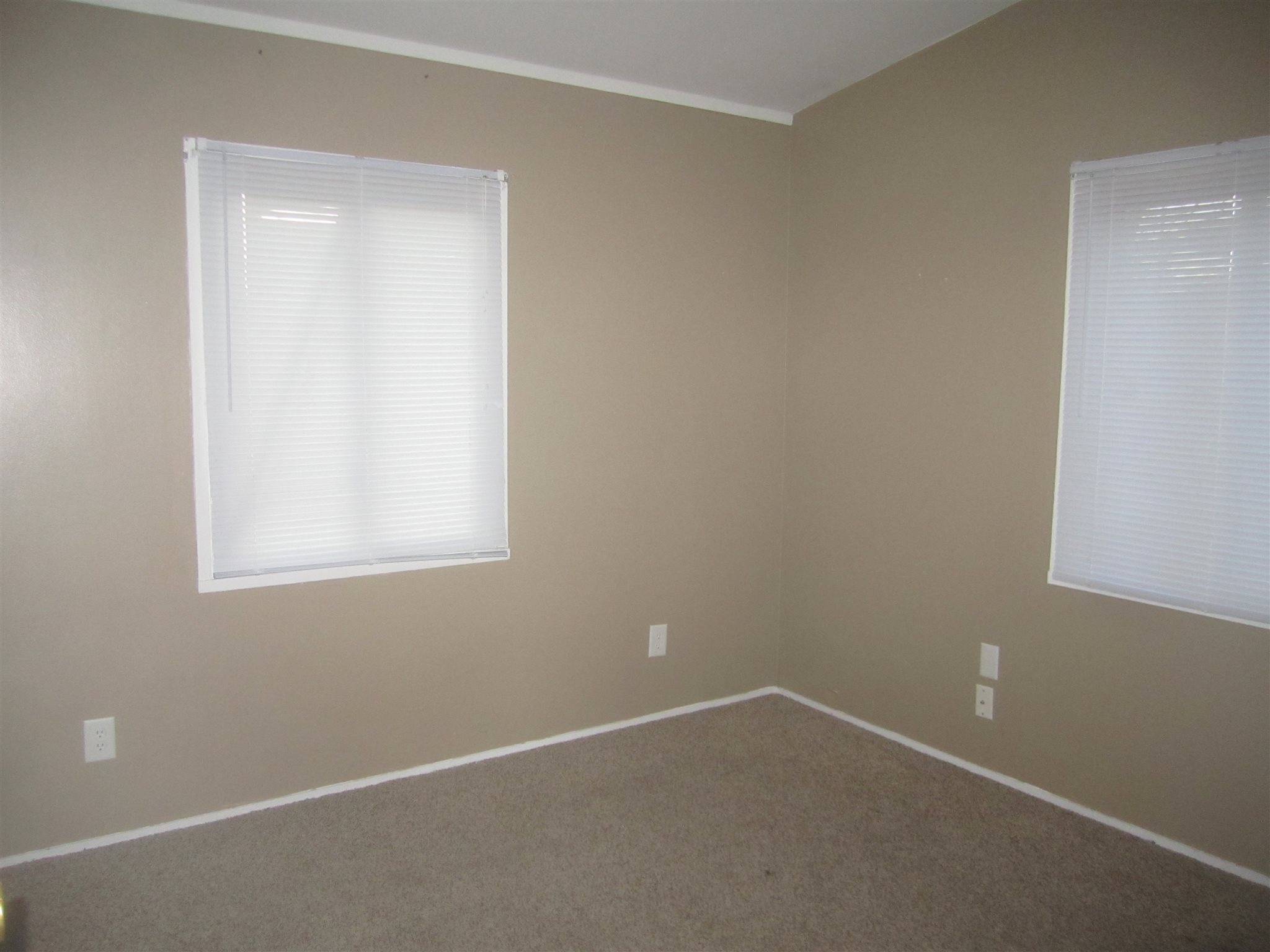 6322 Kent Road Fort Wayne, IN 46816 - Photo 4 of 13