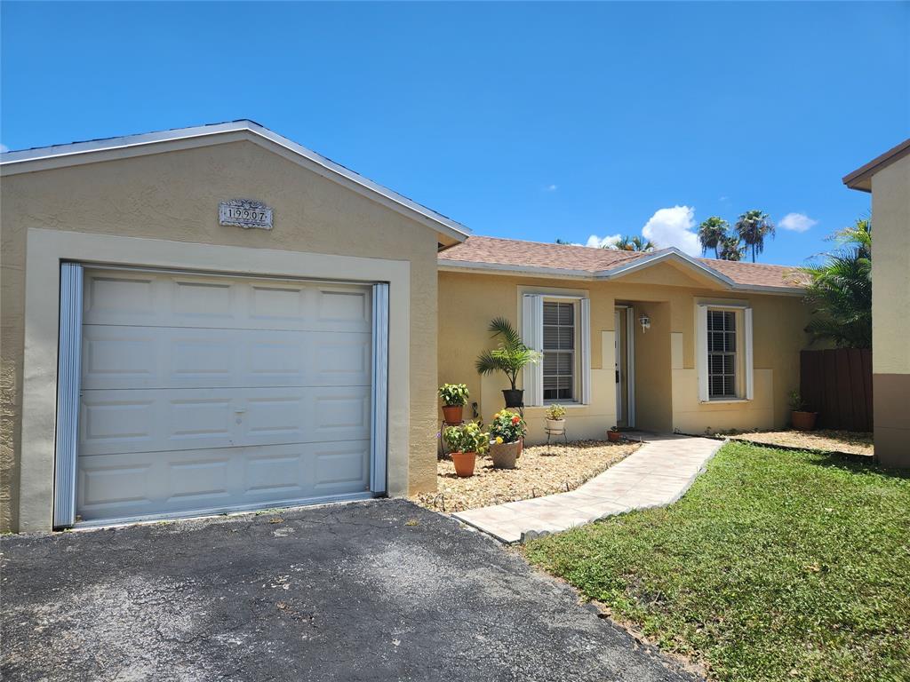 19907 Northwest 67th Cir Ct  