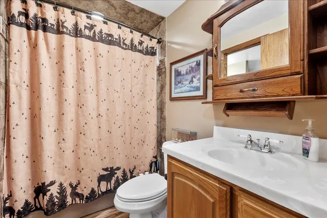 $375,000 | 917 Wheelock Avenue, Hartford, WI 53027