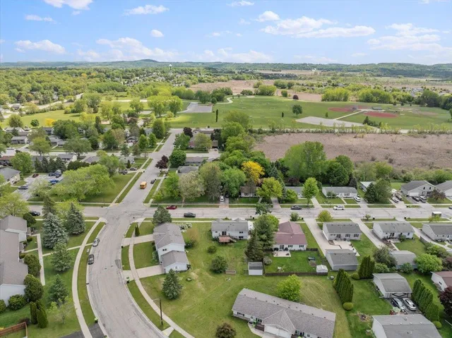 $375,000 | 917 Wheelock Avenue, Hartford, WI 53027