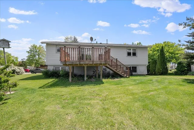 $375,000 | 917 Wheelock Avenue, Hartford, WI 53027