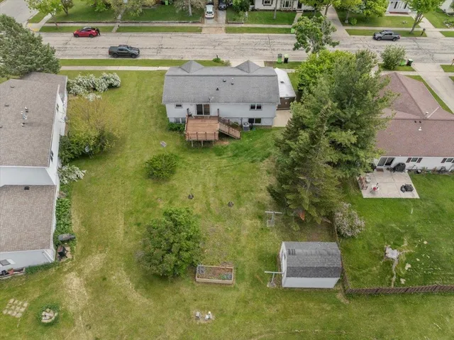 $375,000 | 917 Wheelock Avenue, Hartford, WI 53027