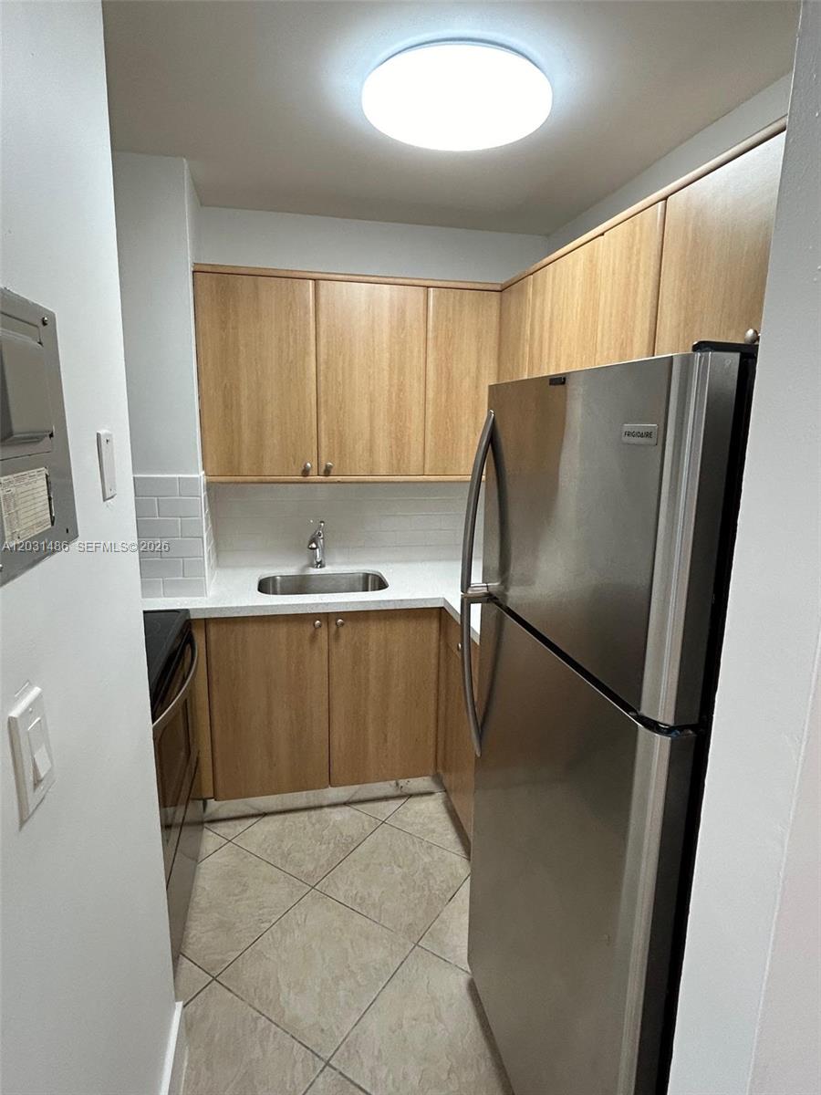 2920 Southwest 28th Terrace, Unit 202 Miami, FL 33133 - Photo 24 of 27