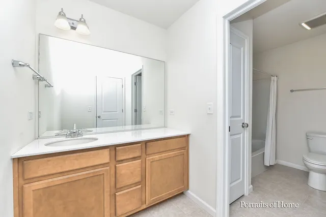 $450,000 | 458 Watercress Drive, Aurora, IL 60504