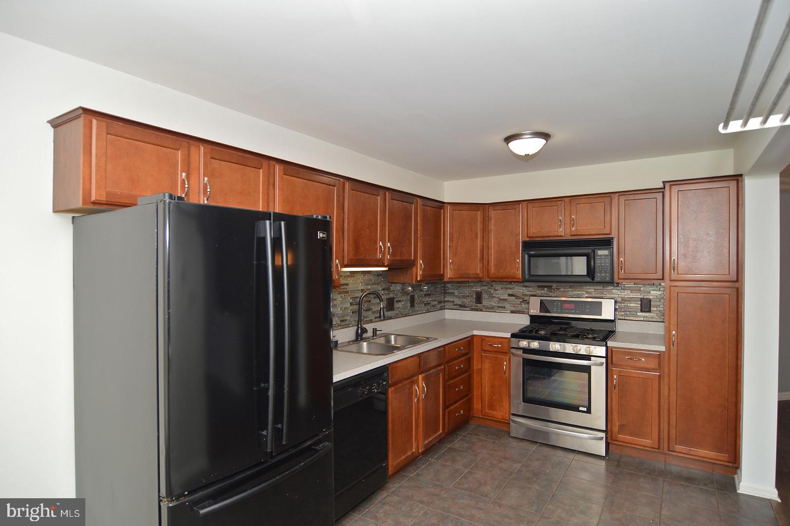 6 Whitetail Lane Reading, PA 19607 - Photo 9 of 23 Gallery Image 9