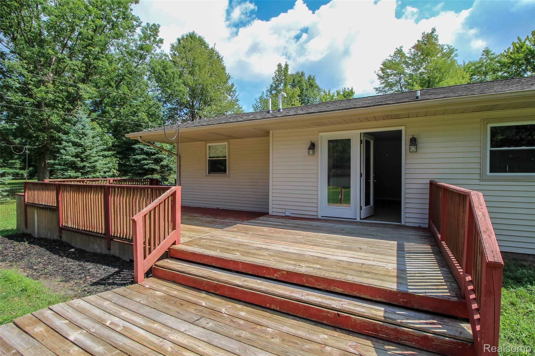 12610 Dorwood Road Burt, MI 48417 - Photo 31 of 31 IMG_4530.JPG