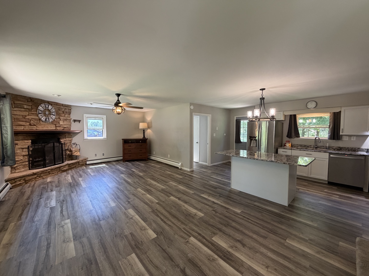 737 A Searls Road Amboy, IL 61310 - Photo 8 of 23
