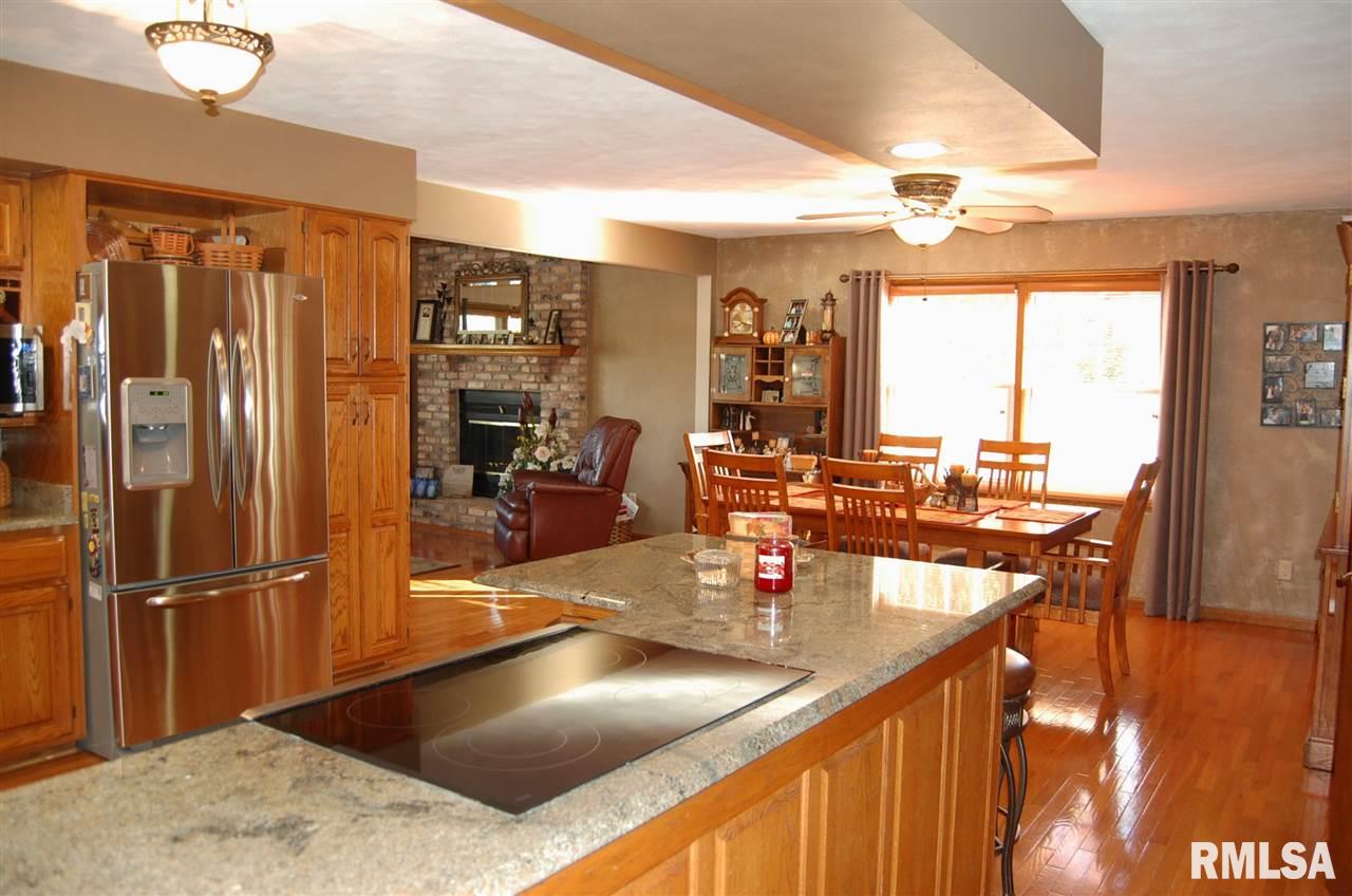 7500 North Radnor Road Peoria, IL 61614 - Photo 11 of 28 Gallery Image 11