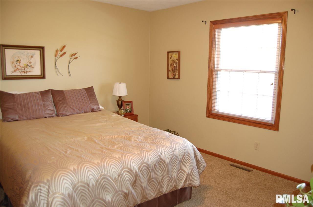 7500 North Radnor Road Peoria, IL 61614 - Photo 17 of 28 Gallery Image 17