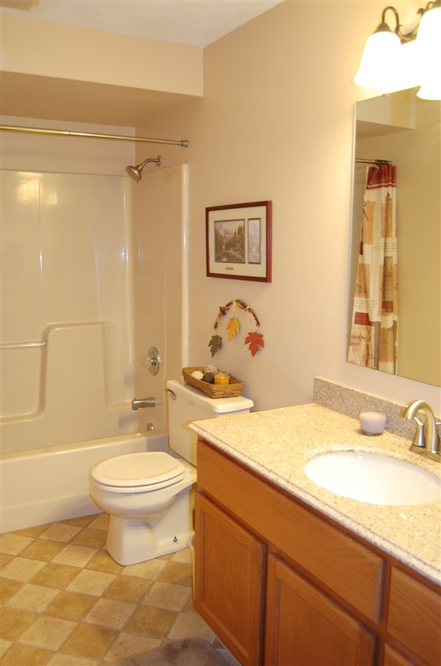 7500 North Radnor Road Peoria, IL 61614 - Photo 21 of 28 Gallery Image 21