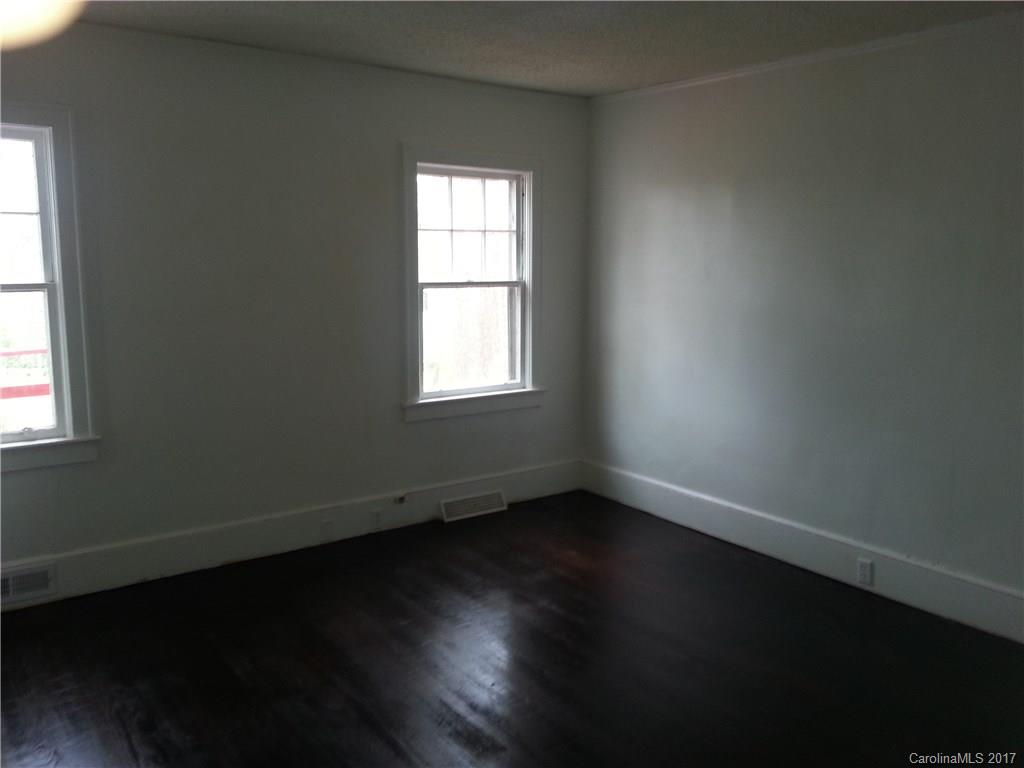 107 Wilson Street Chester, SC 29706 - Photo 5 of 11 Gallery Image 5