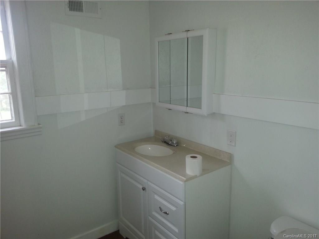 107 Wilson Street Chester, SC 29706 - Photo 6 of 11 Gallery Image 6