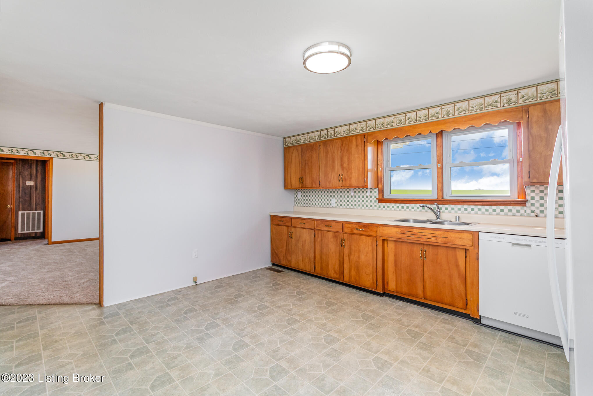 6988 Millerstown Road Clarkson, KY 42726 - Photo 9 of 35 Kitchen