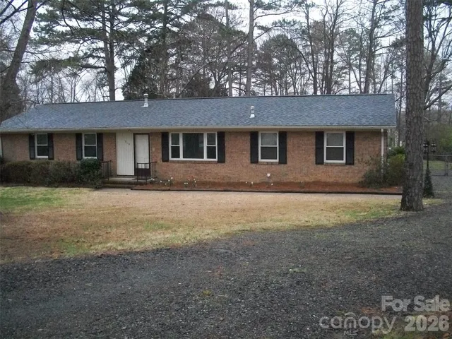 $314,900 | 310 Cedarwood Lane, Matthews, NC 28104