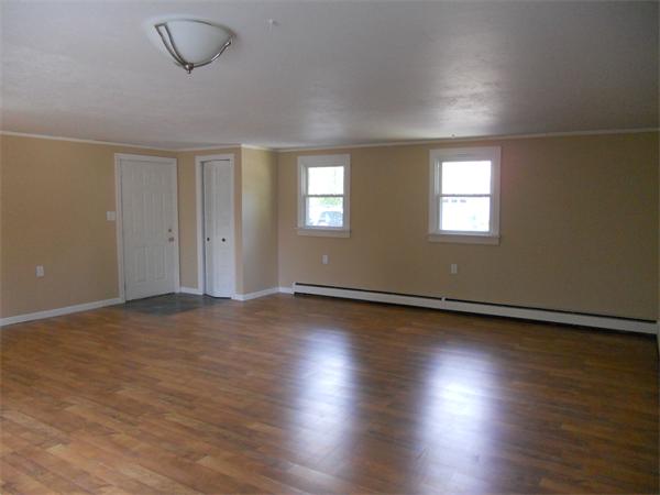 8 Matthew Road Billerica, MA 01821 - Photo 3 of 13