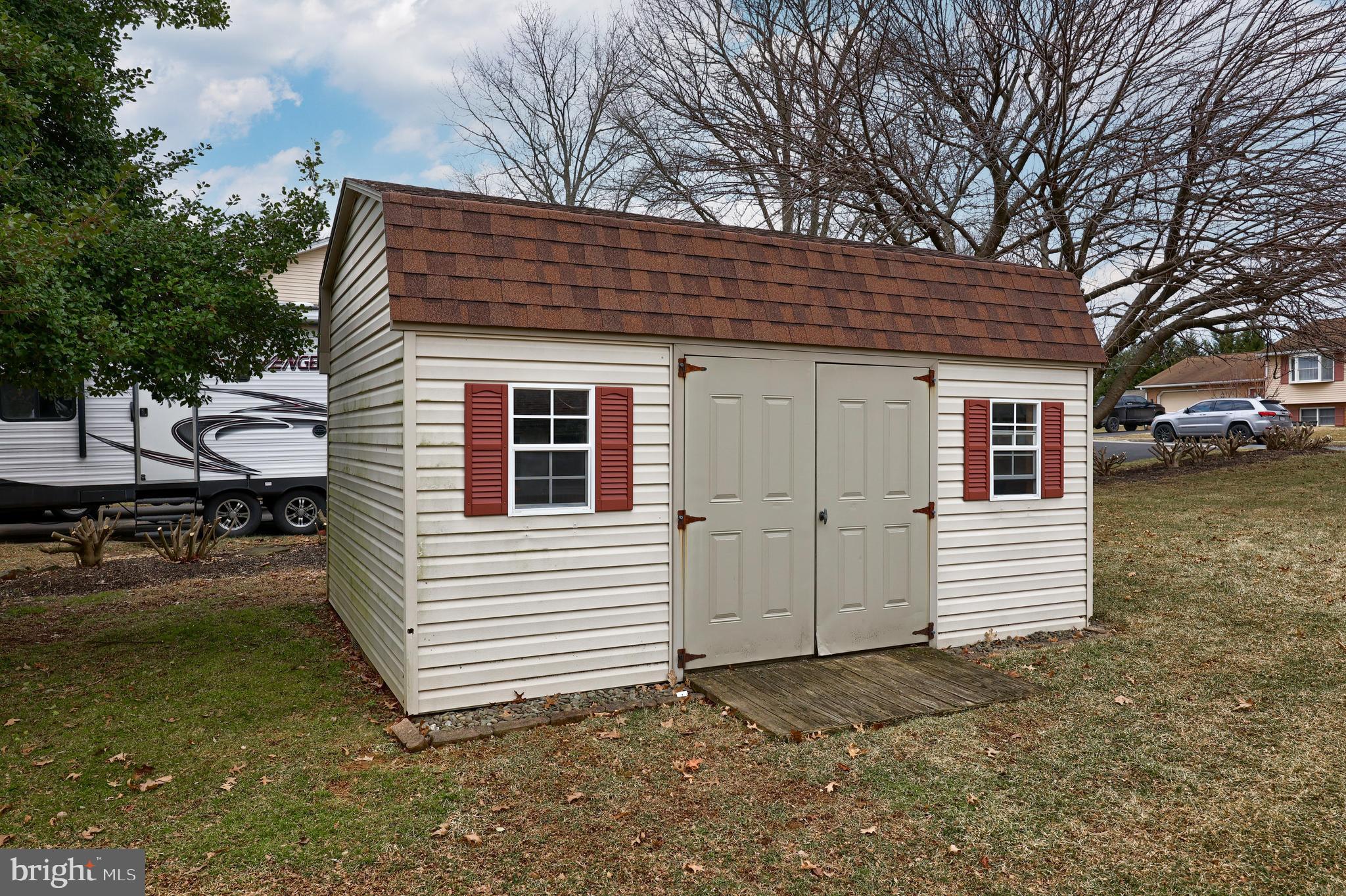 932 Pleasantview Road Ephrata, PA 17522 - Photo 39 of 44 Shed