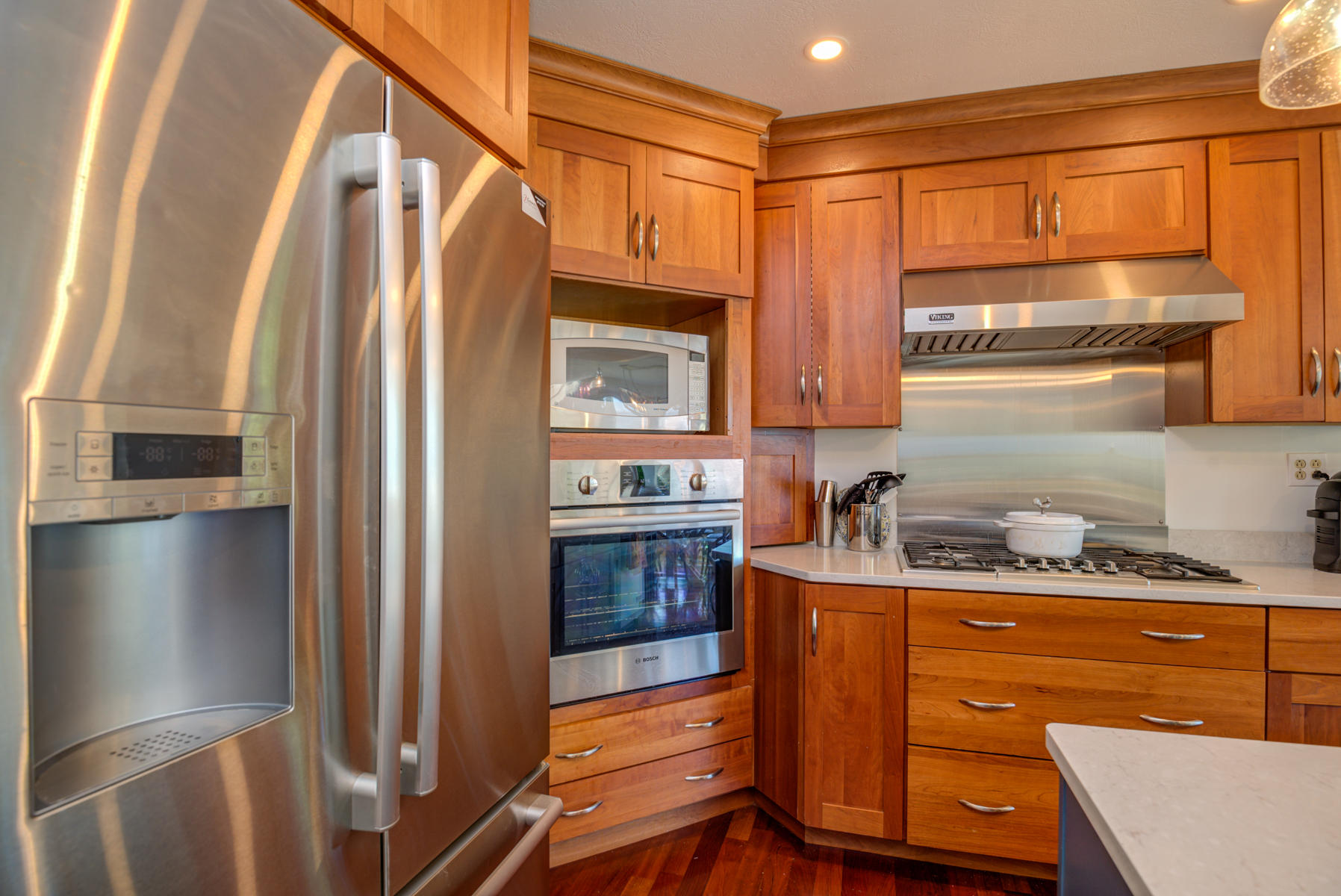 989 Shore Road Cape Elizabeth, ME 04107 - Photo 18 of 68 15