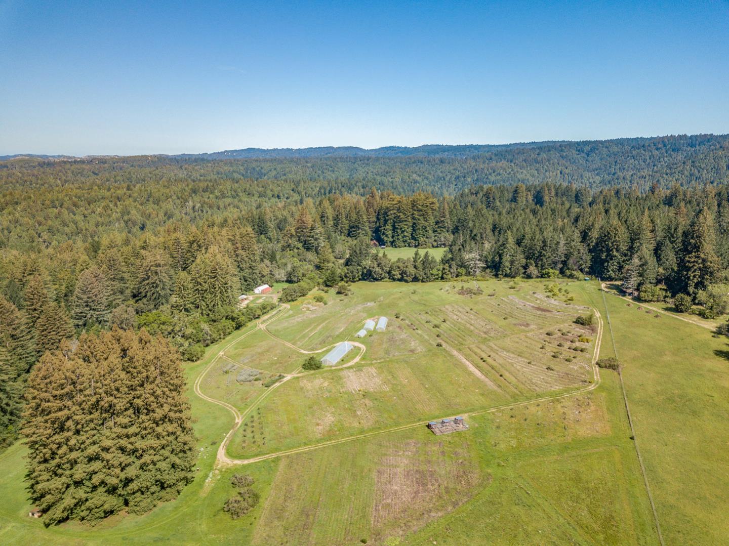 501 Robson Road Santa Cruz, CA 95060 - Photo 8 of 13 Gallery Image 8