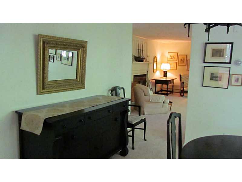 1989 Boston Neck Road North Kingstown, RI 02874 - Photo 8 of 19 Dining Room.