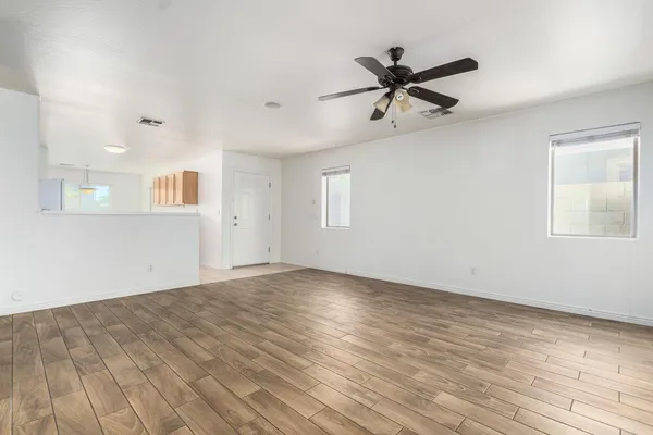 $1,600 | 44850 Bahia Drive, Maricopa, AZ 85139