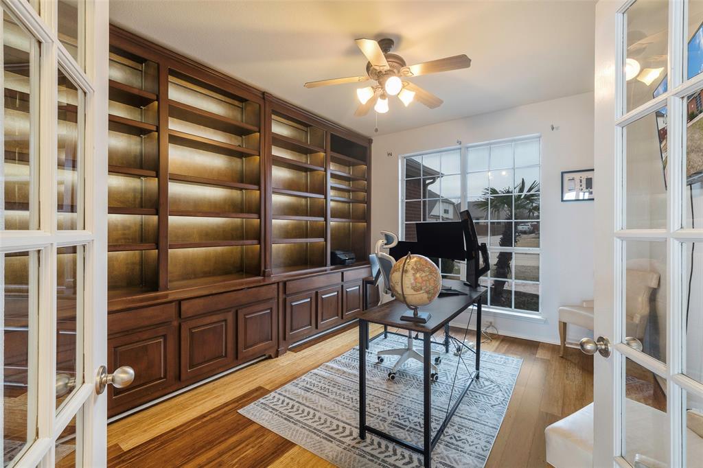 3010 St Joseph Drive Mansfield, TX 76063 - Photo 21 of 33 a view of a livingroom with furniture