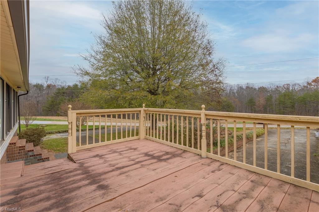 1113 Ring Road Westfield, NC 27053 - Photo 35 of 43 Gallery Image 35