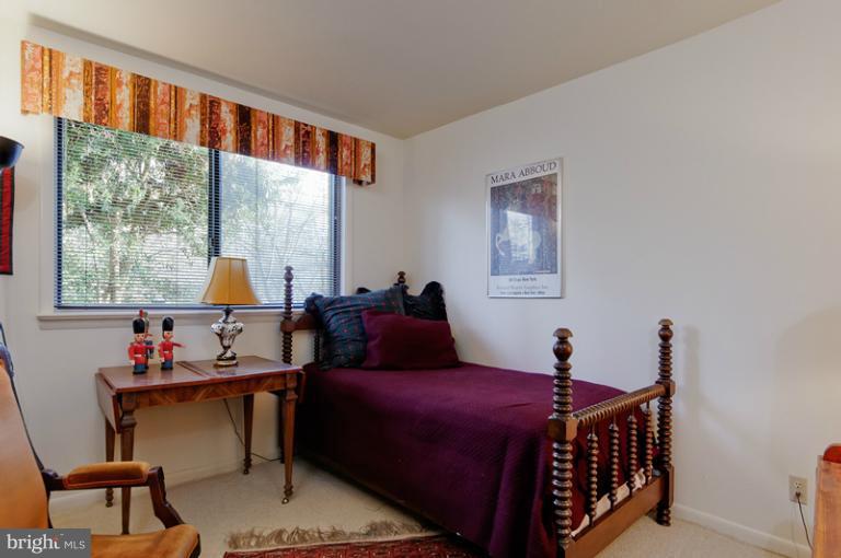 2400 Sugarberry Court Reston, VA 20191 - Photo 22 of 26 Bedroom